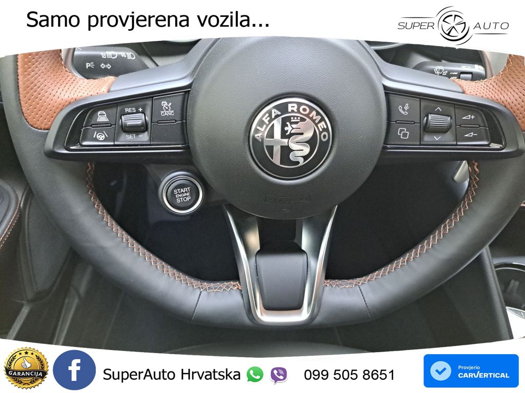 Alfa Romeo Giulia 2.0 Turbo (280 KS) Q4 Automatic LED+GR SJED+ACC