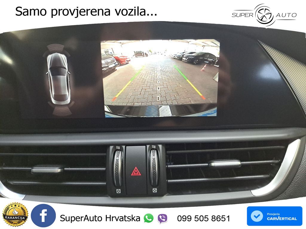 Alfa Romeo Giulia 2.0 Turbo (280 KS) Q4 Automatic LED+GR SJED+ACC