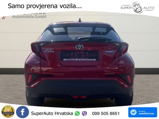 Toyota C-HR 1.8 (122 KS) Hybrid e-CVT Team D