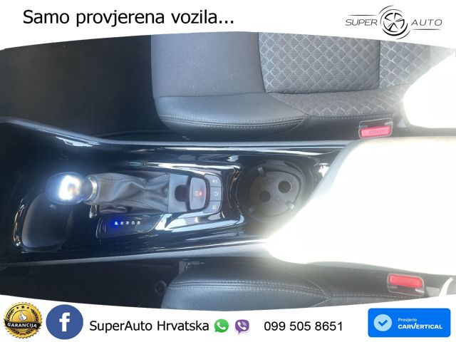Toyota C-HR 1.8 (122 KS) Hybrid e-CVT Team D