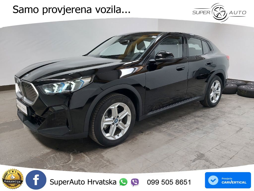 BMW iX2 66.5 kWh (313 KS) xDrive30