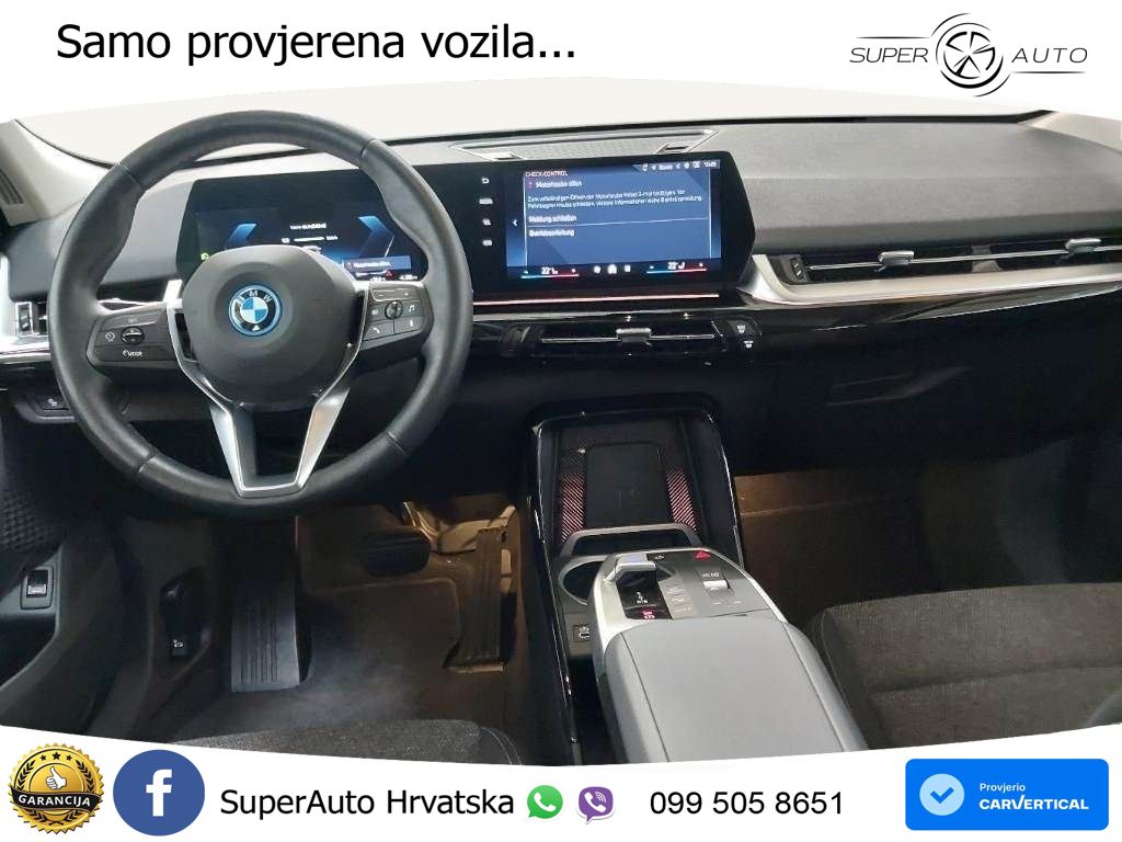 BMW iX2 66.5 kWh (313 KS) xDrive30