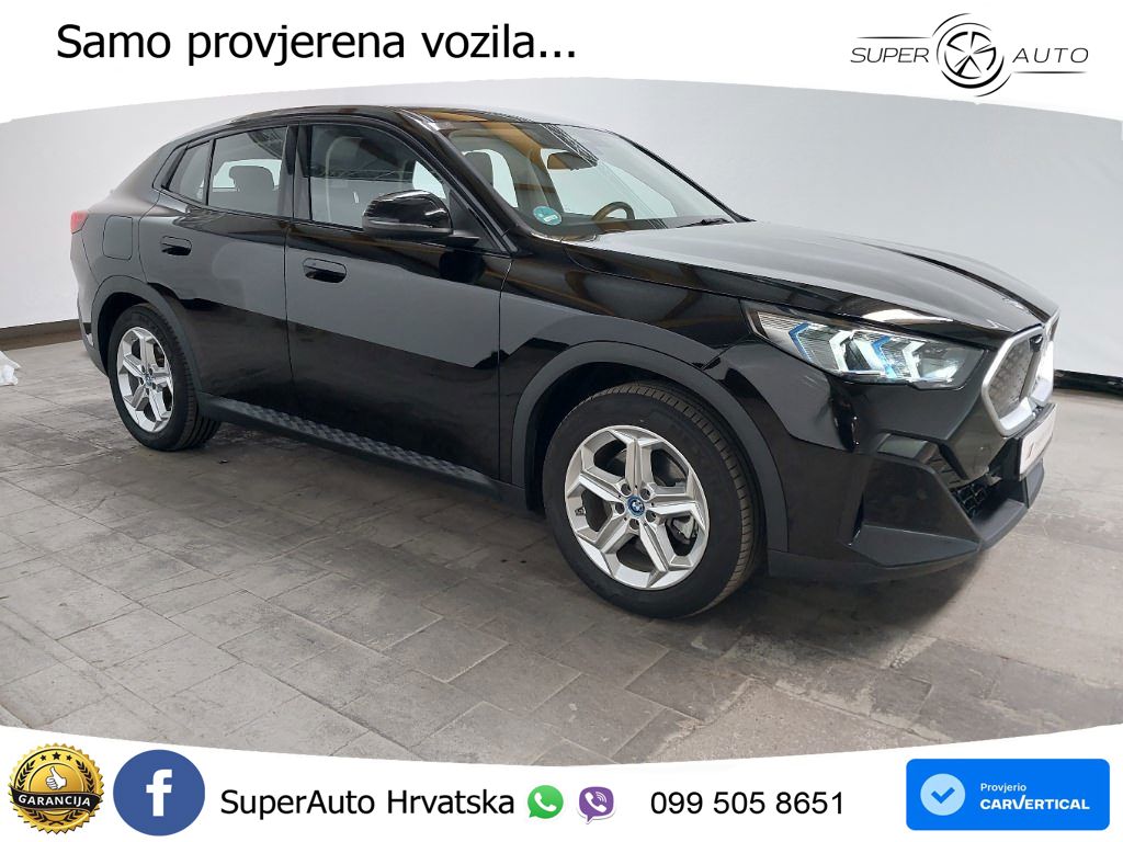 BMW iX2 66.5 kWh (313 KS) xDrive30