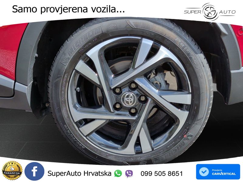 Toyota C-HR 1.8 (122 KS) Hybrid e-CVT Team D LED+GR SJED+ACC
