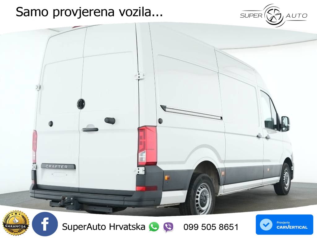 Volkswagen Crafter Kasten 35 MR Hochdach FWD AHK RFK Klima 177 KS