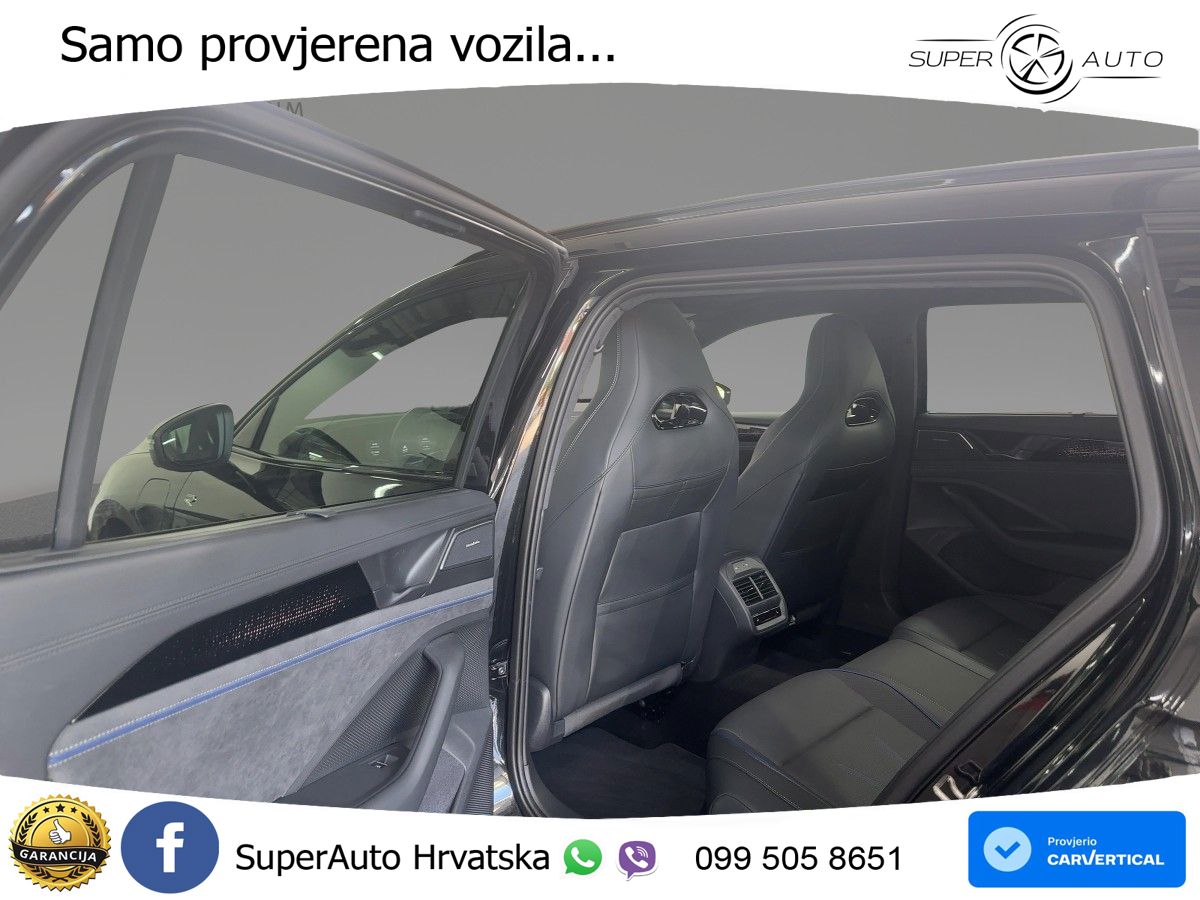 Volkswagen Passat Variant 1.5 TSI (204 KS) eHybrid DSG R-Line LED+GR SJED+ACC