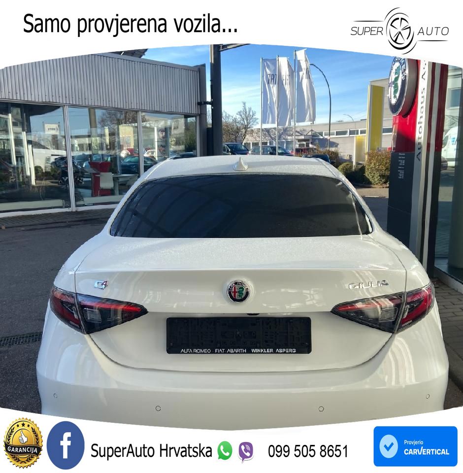 Alfa Romeo Giulia 2.0 Turbo (280 KS) Q4 Automatic LED+GR SJED+ACC
