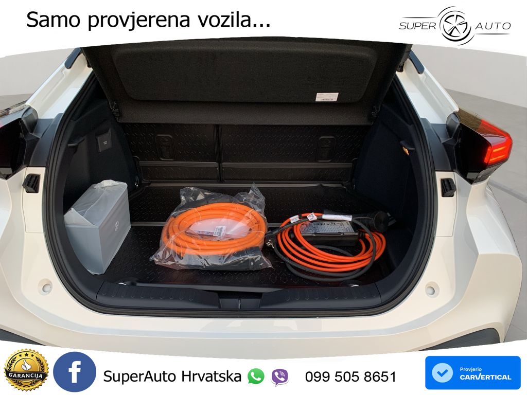 Toyota C-HR 2.0 (223 KS) PHEV e-CVT Team Deutschland LED+GR SJED+ACC