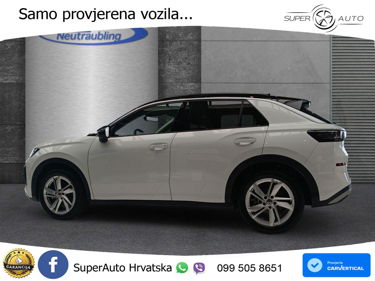 Volkswagen T-Roc II 1.5 eTSI (150 KS)  DSG LED+GR SJED+ACC