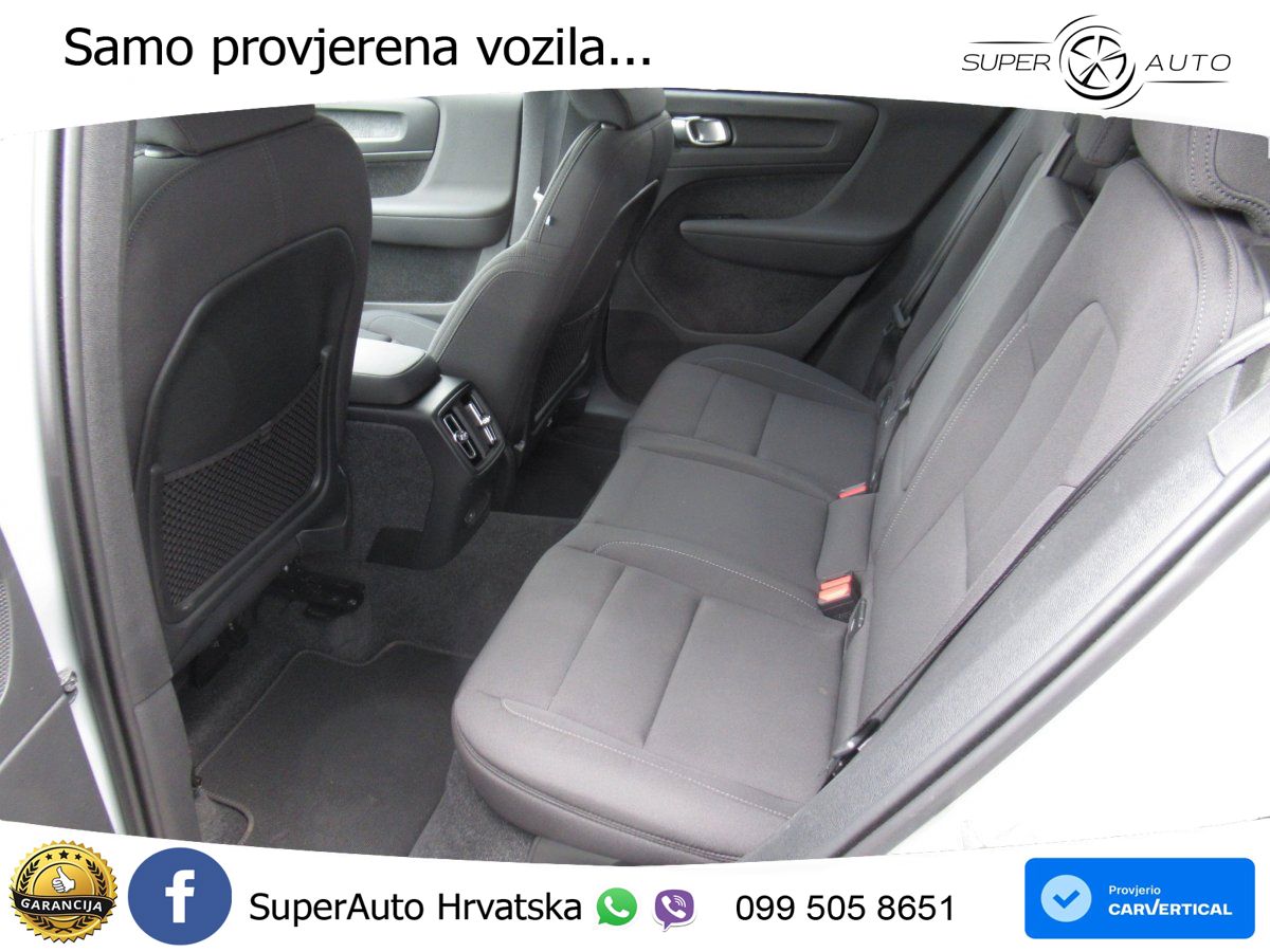 Volvo XC40 Recharge 82 kWh Twin Motor 408 KS AWD LED+GR SJED+ACC