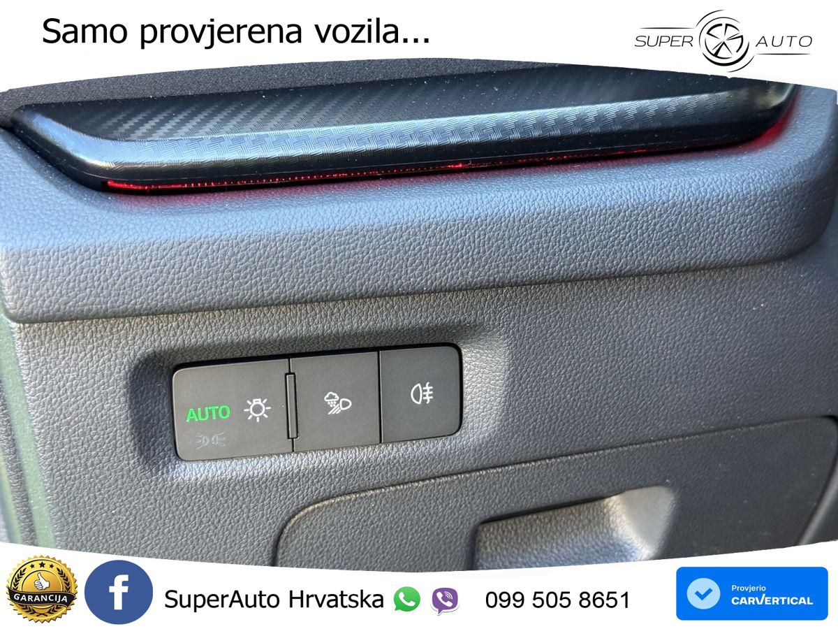 Škoda Octavia Combi RS 2.0 TSI (265 KS) DSG LED+GR SJED+ACC
