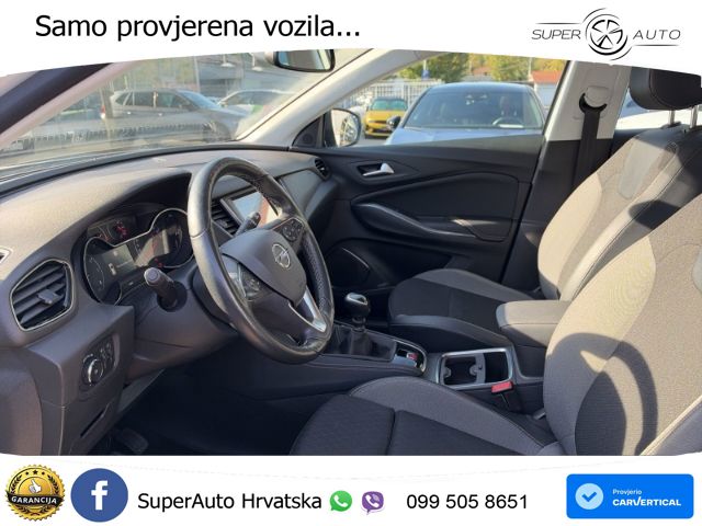 Opel Grandland X 1.2 Turbo (130 KS)