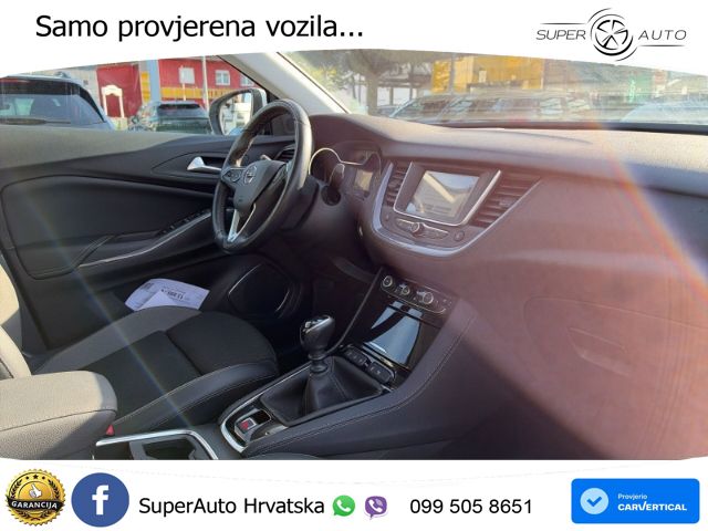 Opel Grandland X 1.2 Turbo (130 KS)