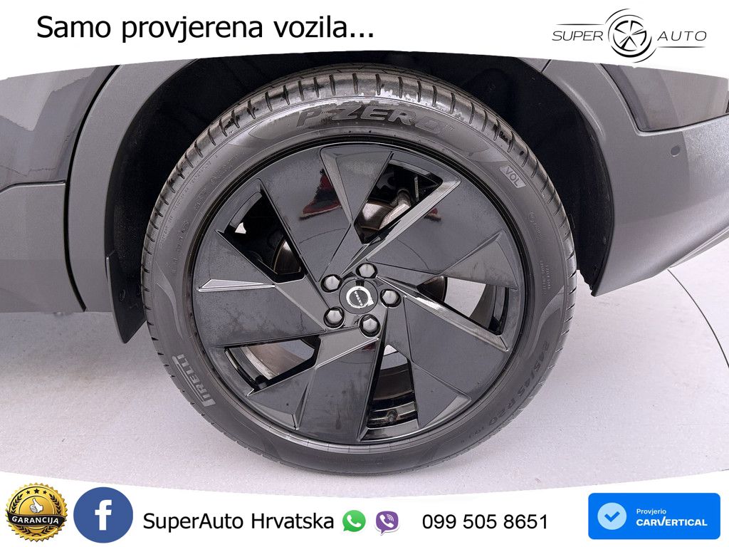 Volvo XC40 2.0 B3 163 KS Automatic ACC+GR SJED+360+PANO