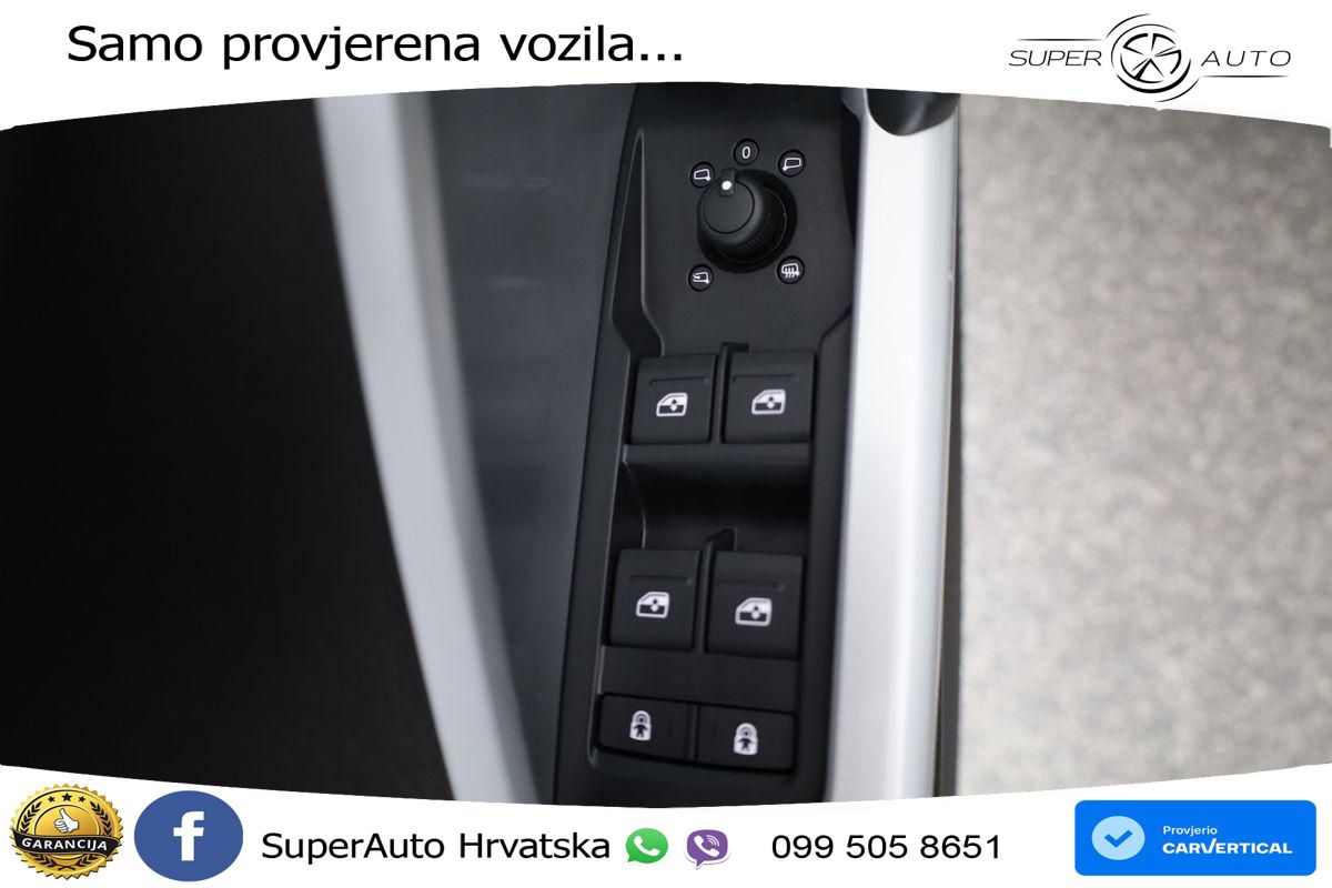 Audi Q3 40 TDI (200 KS) quattro S tronic advanced LED+GR SJED+ACC