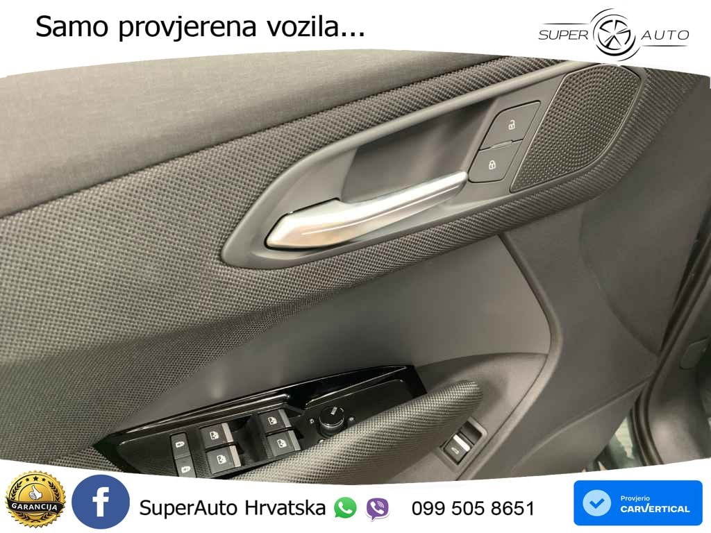 Audi Q3 1.5 TFSIe (272 KS) S tronic S line LED+GR SJED+ACC