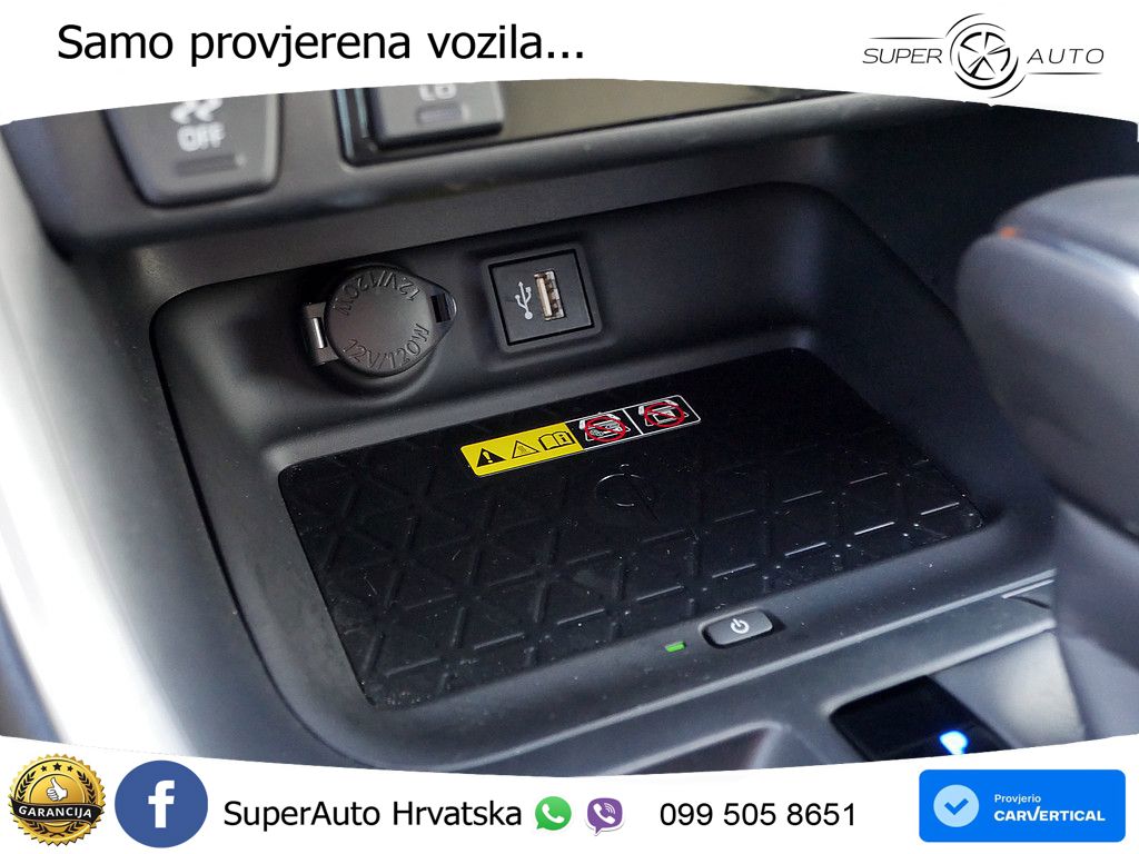 Toyota RAV4 2.5 (218 KS) Hybrid eCVT LED+GR SJED+ACC