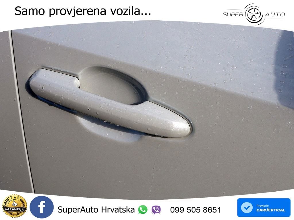 Toyota RAV4 2.5 (218 KS) Hybrid eCVT LED+GR SJED+ACC
