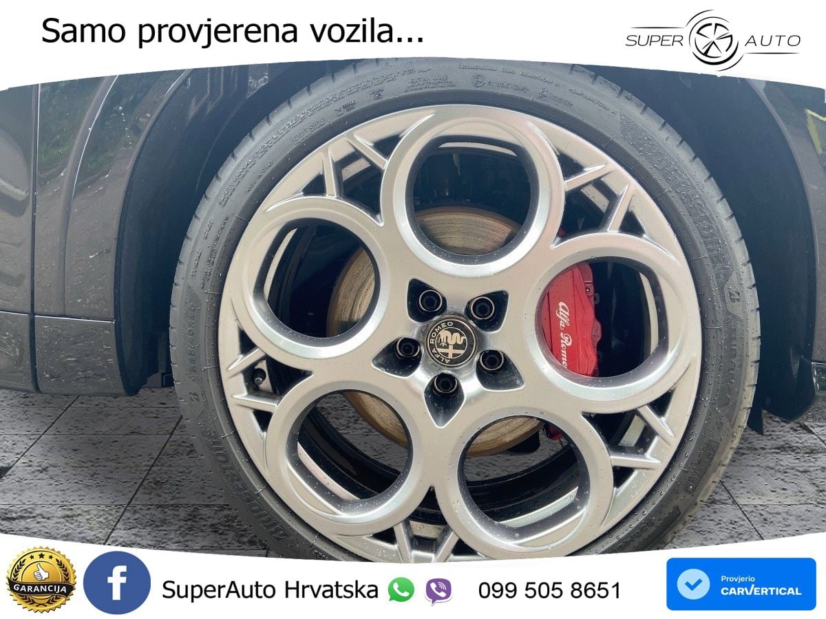 Alfa Romeo Tonale 1.3 T MultiAir (280 KS) Plug-in Hybrid eQ4 Automatic LED+GR SJED+ACC