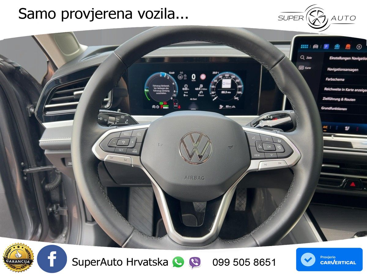 Volkswagen Passat Variant 1.5 TSI (204 KS) eHybrid DSG Elegance LED+GR SJED+ACC