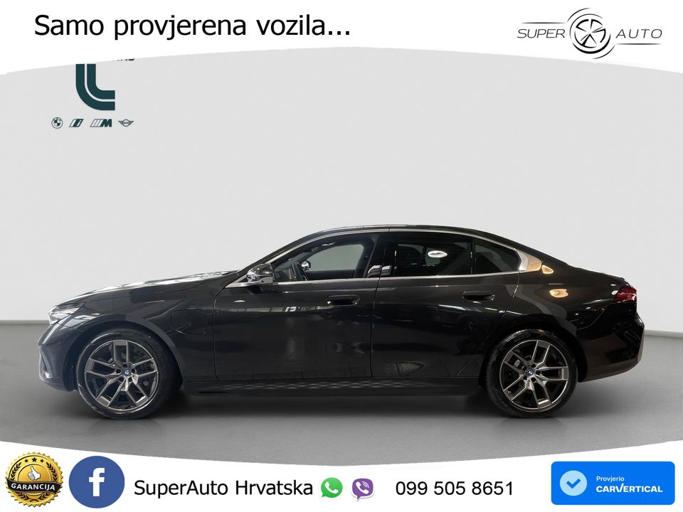 BMW 530e (299 KS) Steptronic LED+GR SJED+ACC