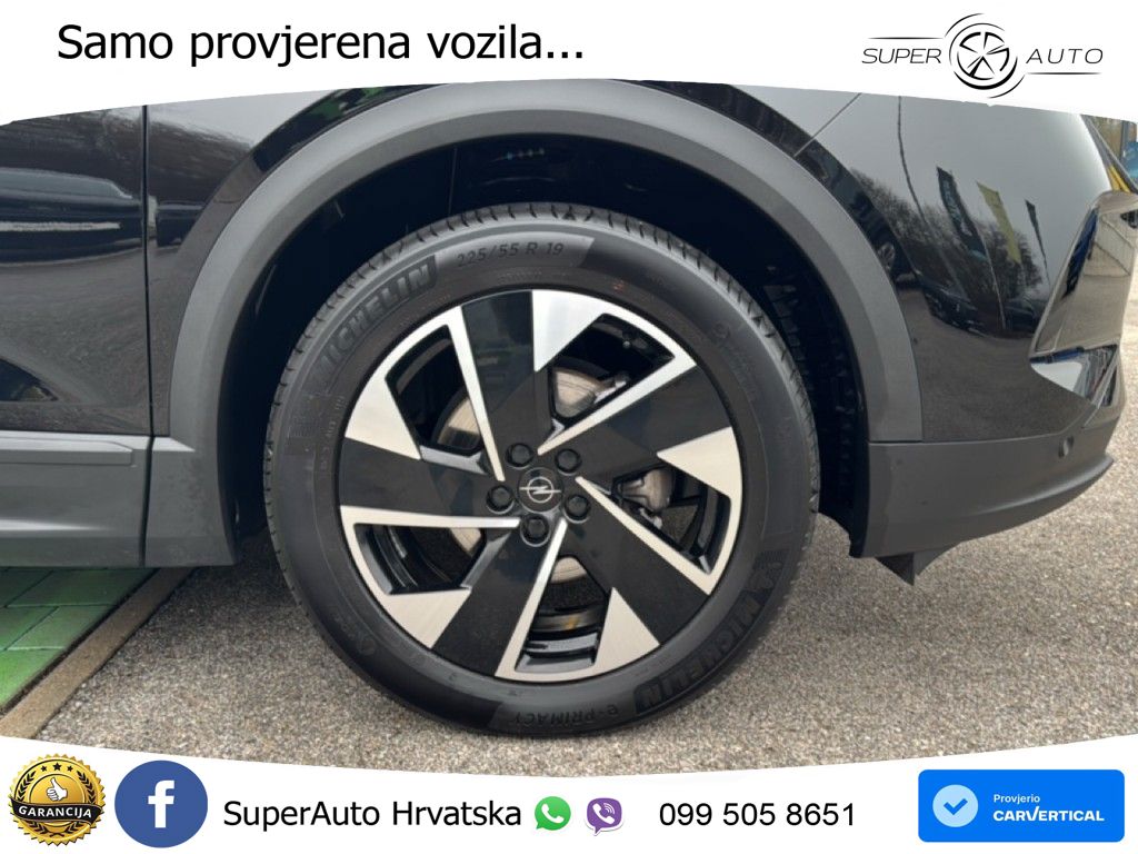 Opel Grandland 1.2 Turbo (136 KS)  e-DCT GS LED+GR SJED+ACC