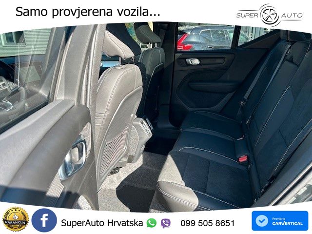 Volvo XC40 2.0 B4 197 KS Automatic ACC+GR SJED+360+PANO