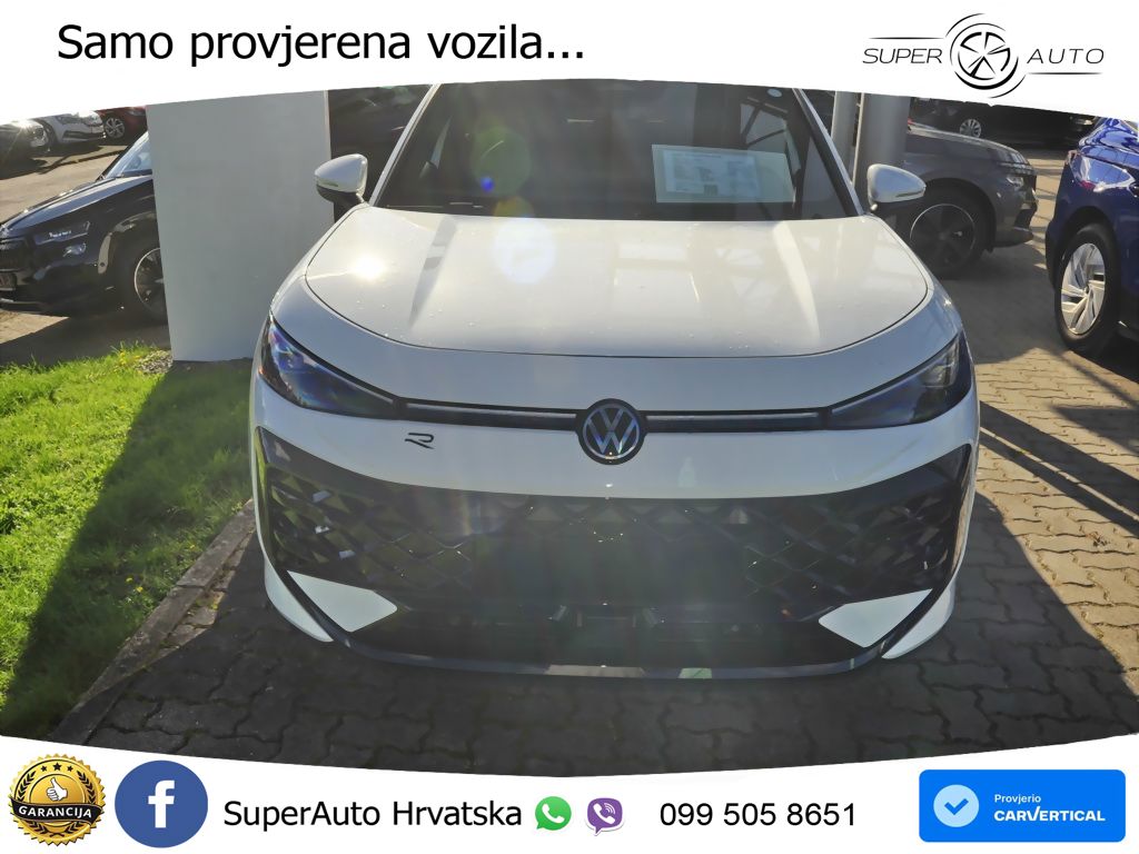 Volkswagen T-Roc 1.5 eTSI (150 KS)  DSG R-Line MATRIX+GR SJED+KAM