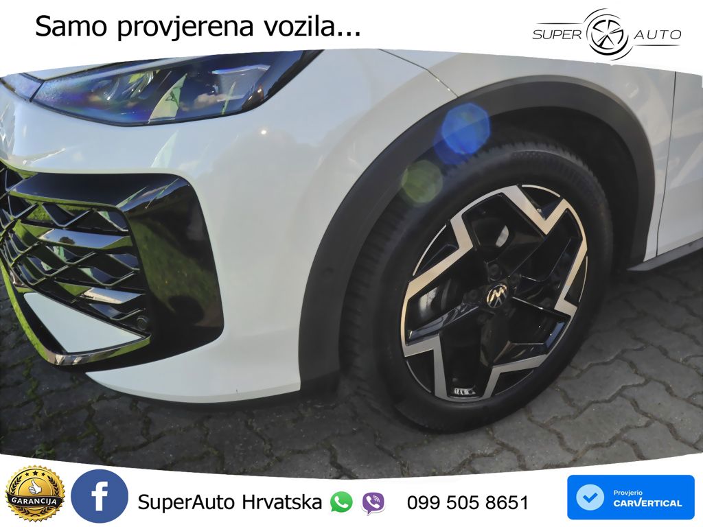 Volkswagen T-Roc 1.5 eTSI (150 KS)  DSG R-Line MATRIX+GR SJED+KAM