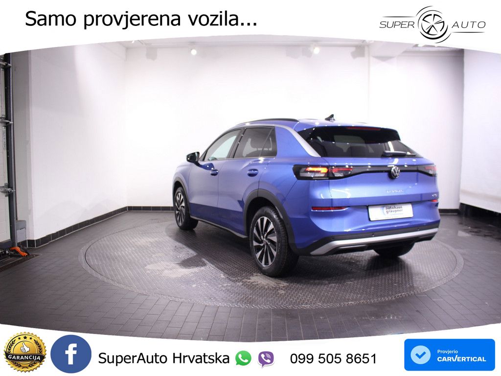 Volkswagen T-Roc II 1.5 eTSI (116 KS)  DSG LED+GR SJED+ACC