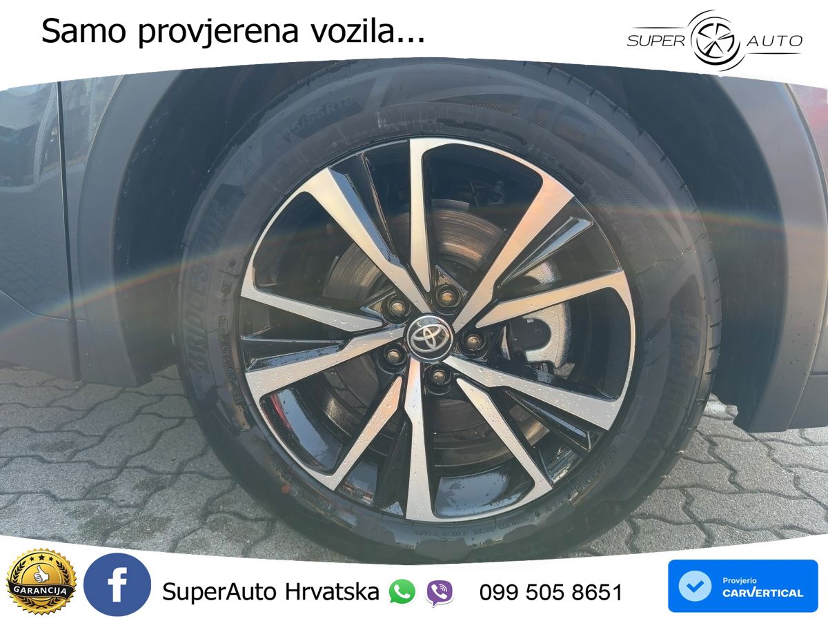 Toyota C-HR 2.0 (223 KS) PHEV e-CVT Teamplayer LED+GR SJED+ACC