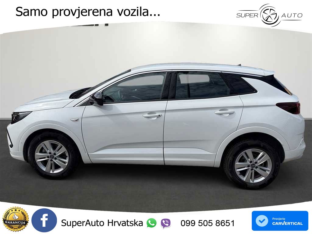 Opel Grandland 1.2i Turbo (130 KS) Automatic LED+ACC