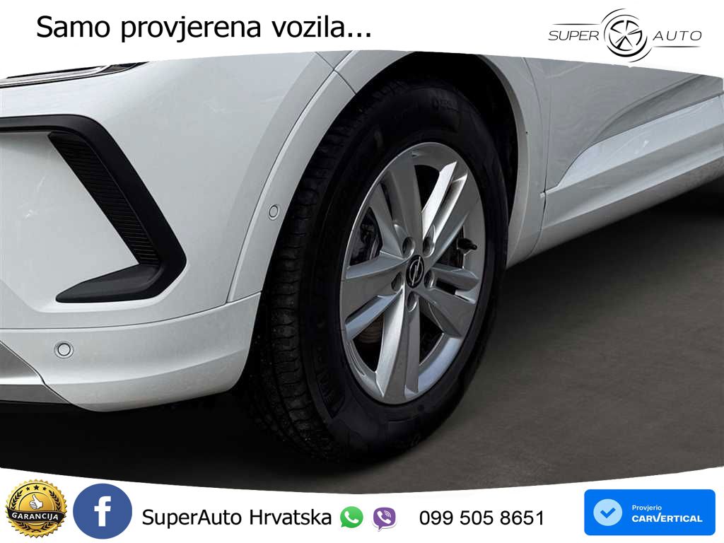 Opel Grandland 1.2i Turbo (130 KS) Automatic LED+ACC