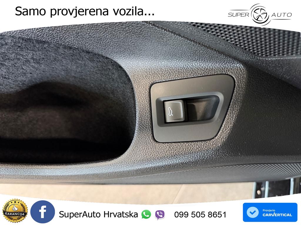 Volkswagen Passat Variant 2.0 TDI (150 KS) DSG Elegance MATRIX+GR SJED+KAM