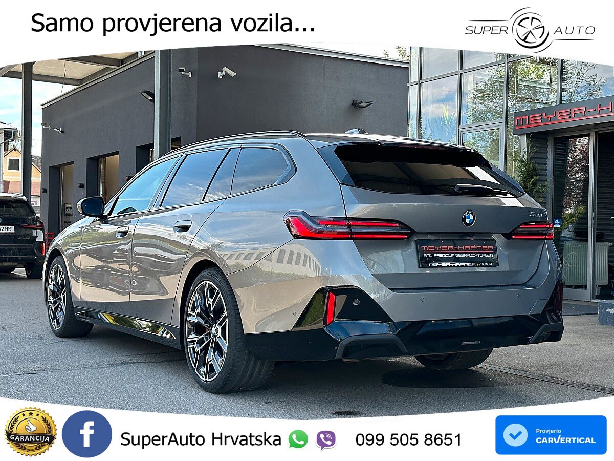 BMW 520i Touring (208 KS) Steptronic
