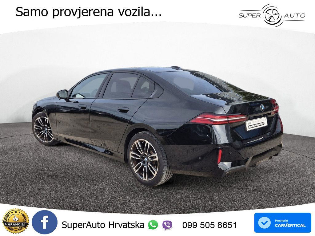 BMW 520i (208 KS) Steptronic M Sport LED+GR SJED+ACC
