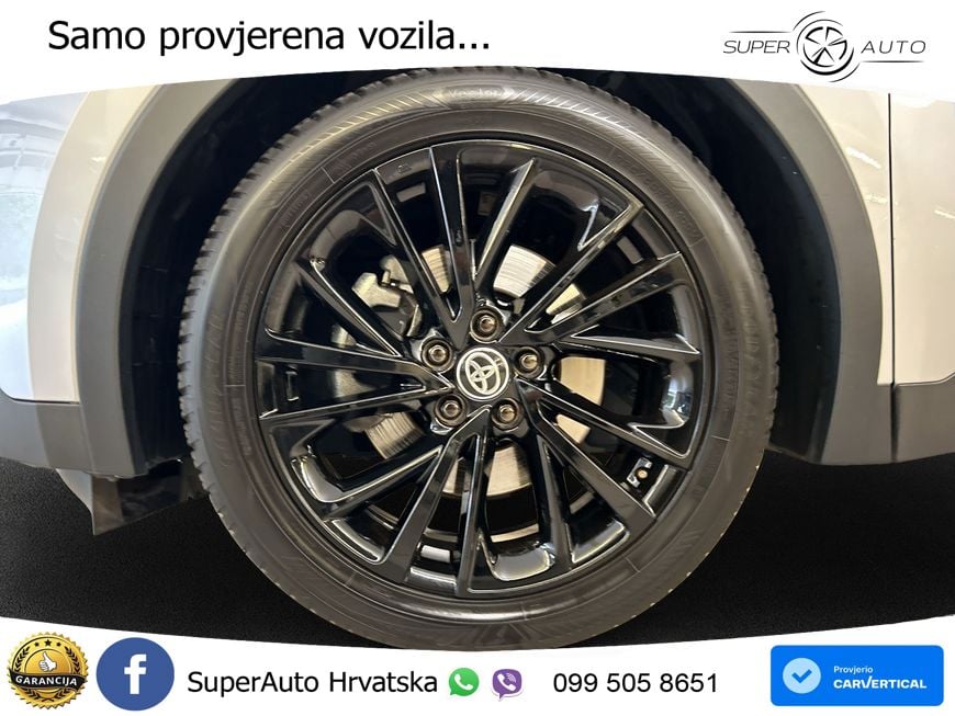 Toyota C-HR 2.0 (198 KS) Hybrid AWD e-CVT GR Sport LED+GR SJED+ACC