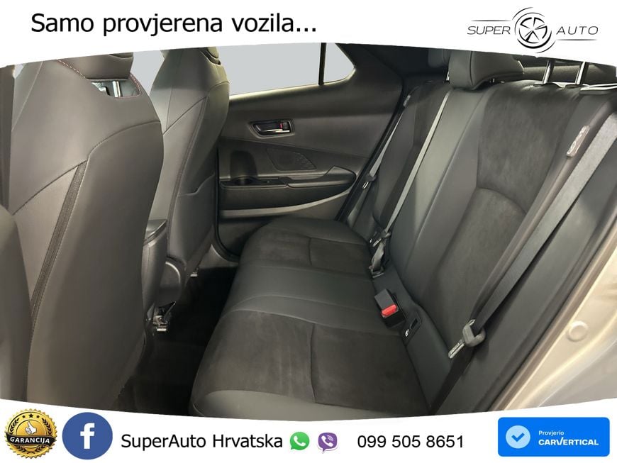 Toyota C-HR 2.0 (198 KS) Hybrid AWD e-CVT GR Sport LED+GR SJED+ACC