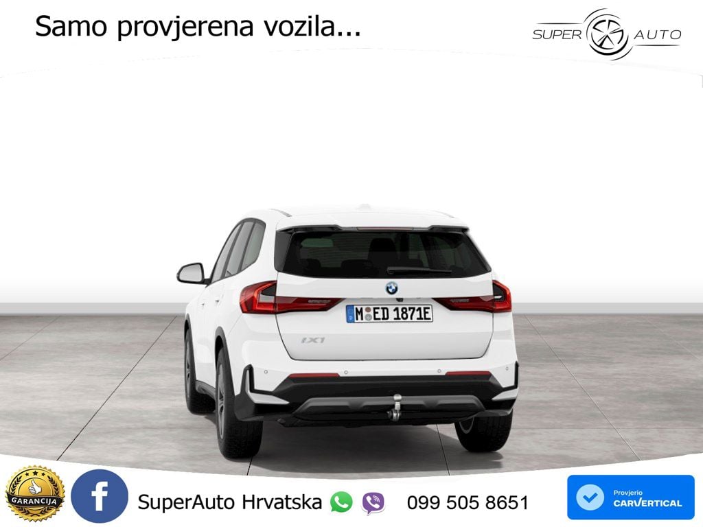 BMW iX1 68 kWh (313 KS) xDrive30 LED+GR SJED+ACC