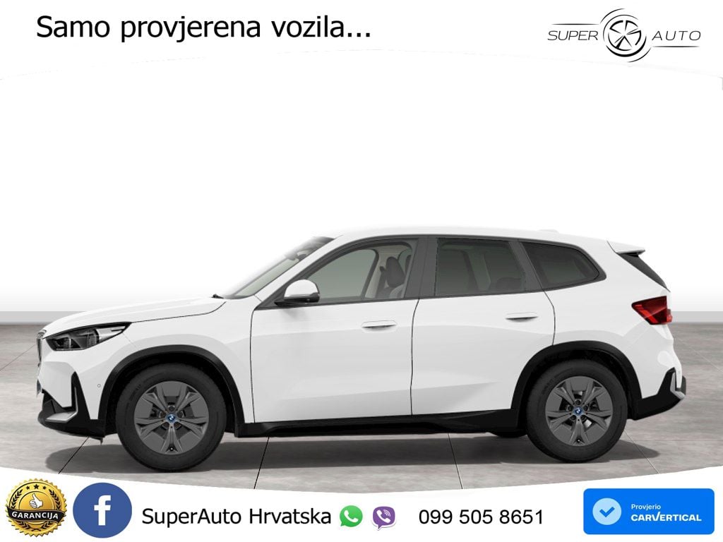 BMW iX1 68 kWh (313 KS) xDrive30 LED+GR SJED+ACC
