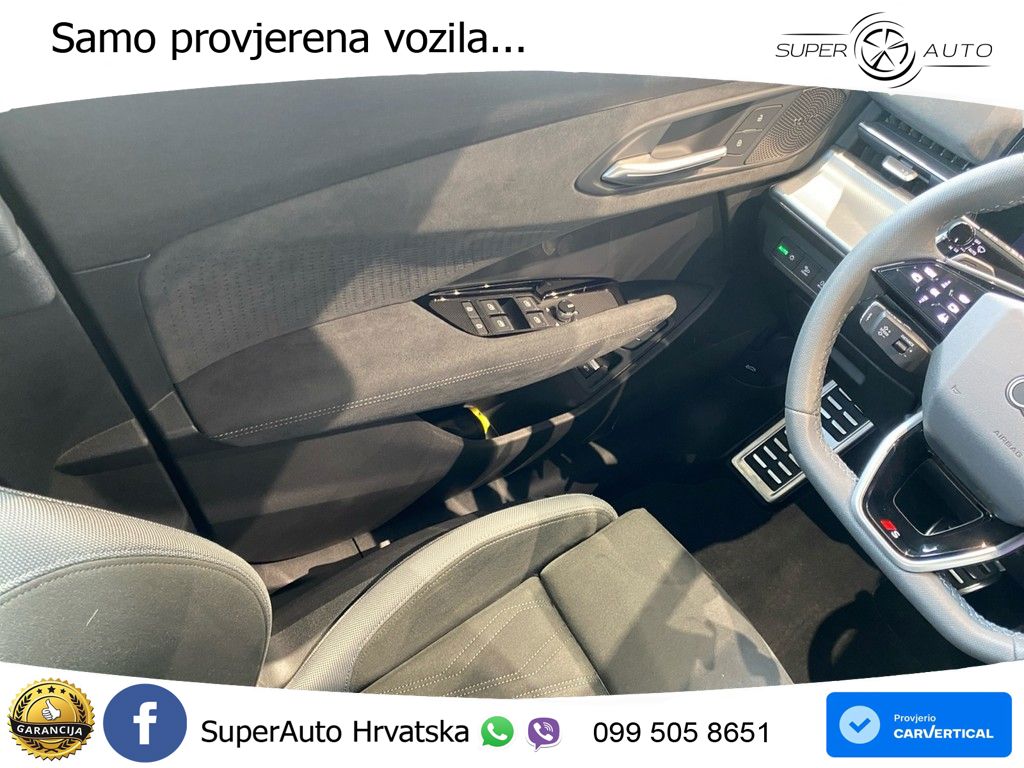 Audi Q3 2.0 TFSI (265 KS) quattro S tronic S line LED+GR SJED+ACC