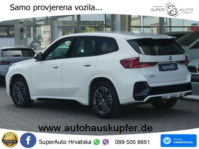 BMW iX1 68 kWh (313 KS) xDrive30