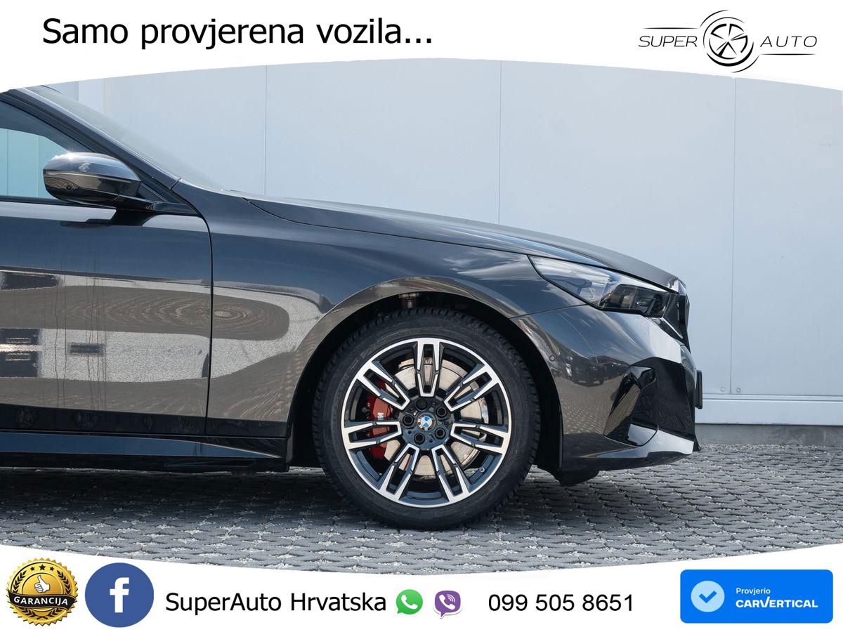 BMW 520i Touring (208 KS) Steptronic ACC+HEAD+4xGR SJED+360+PANO