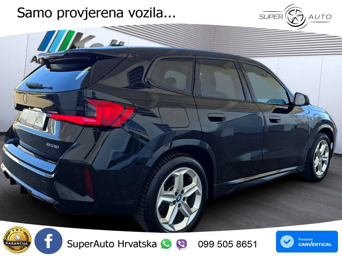 BMW iX1 68 kWh (313 KS) xDrive30