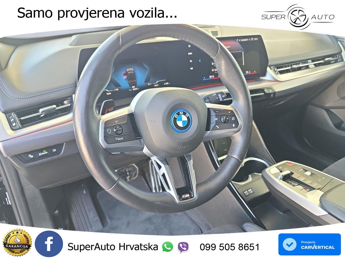 BMW iX1 68 kWh (313 KS) xDrive30