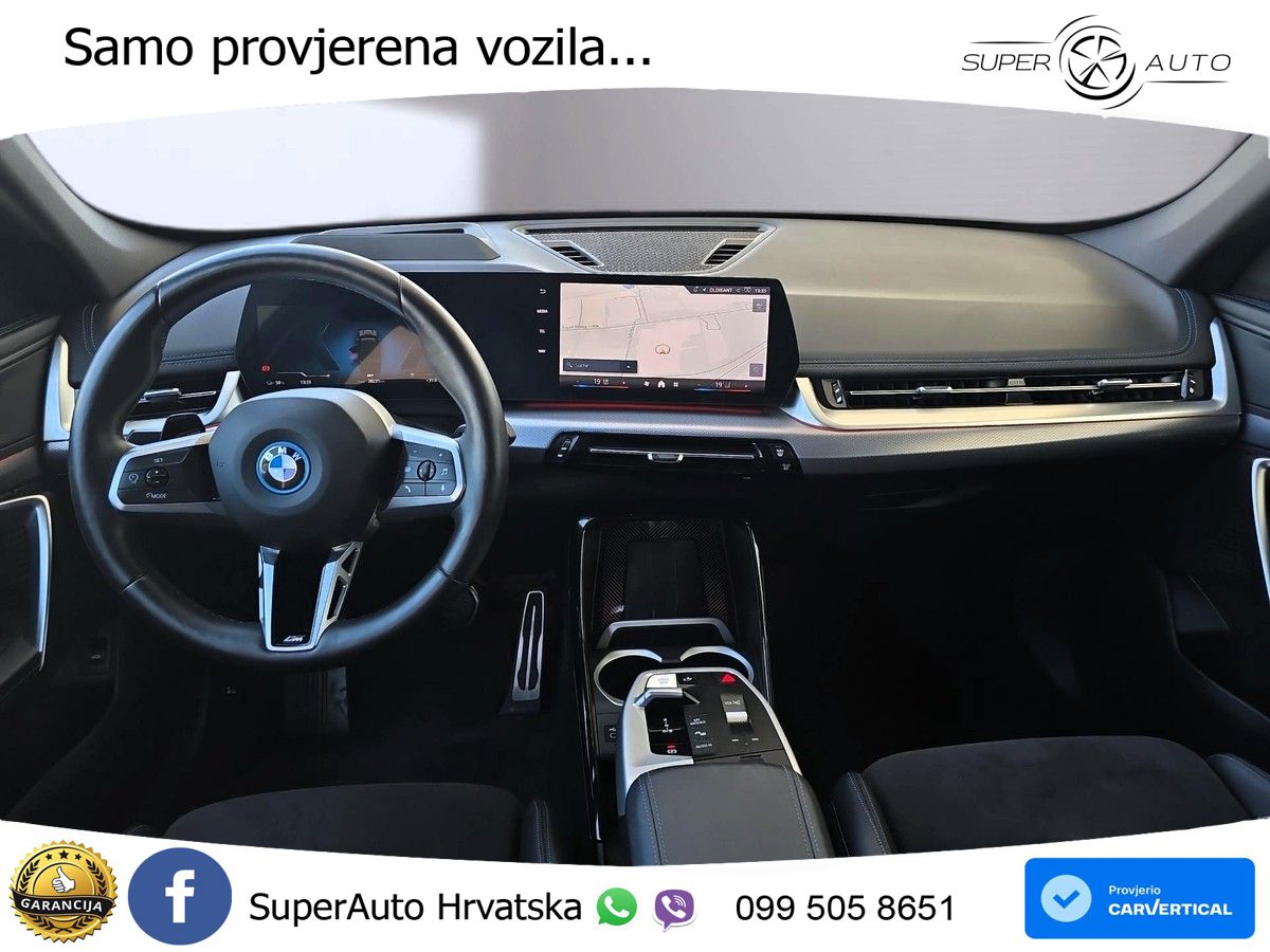 BMW iX1 68 kWh (313 KS) xDrive30