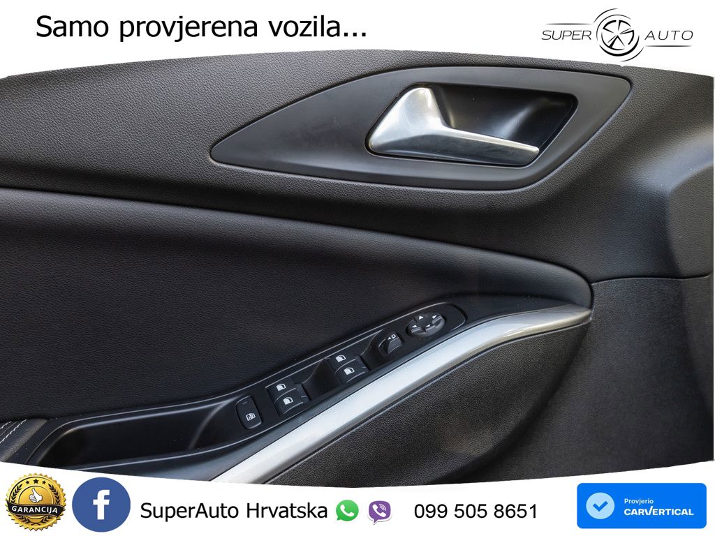 Opel Grandland 1.2i Turbo (130 KS) Automatic GS LED+GR SJED+ACC