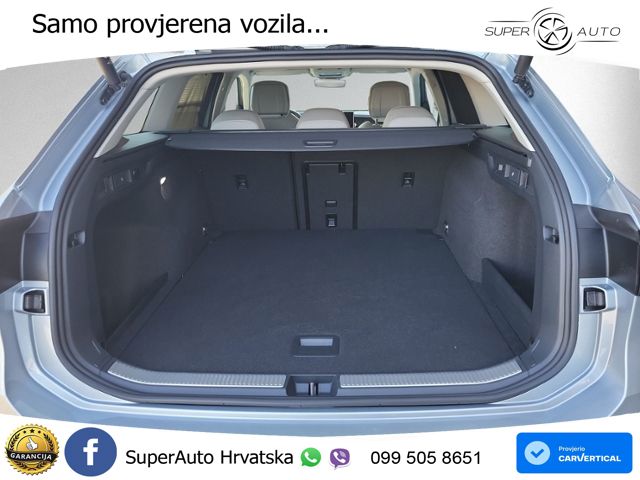 Volkswagen Passat Variant 1.5 eTSI (150 KS) DSG Elegance LED+GR SJED+ACC