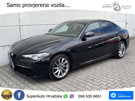 Alfa Romeo Giulia 2.0 Turbo (200 KS) Automatic LED+ACC