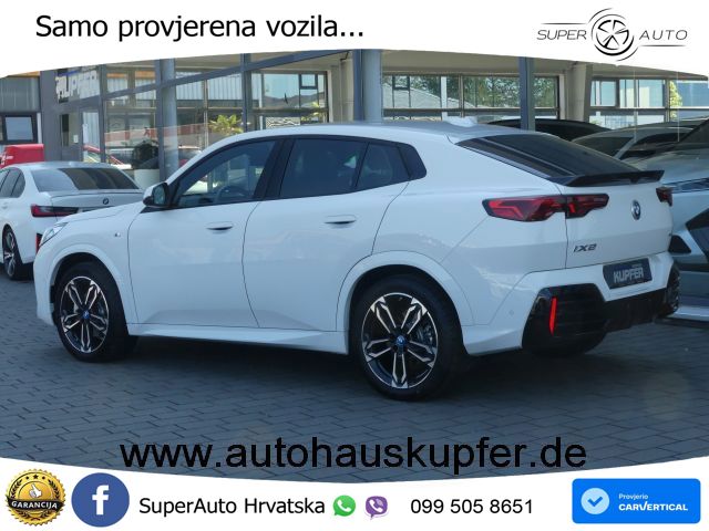 BMW iX2 66.5 kWh (313 KS) xDrive30